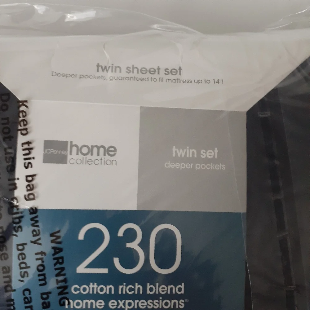 JCPenney Home Collection 230C Black Twin Sheet Set